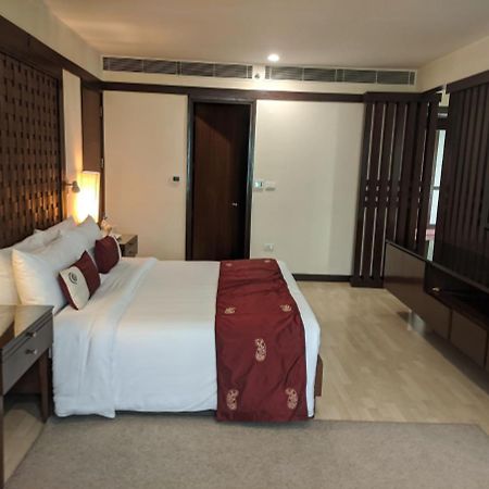 Fortune Select Global, Gurugram - Member Itc'S Hotel Group Gurgaon Extérieur photo
